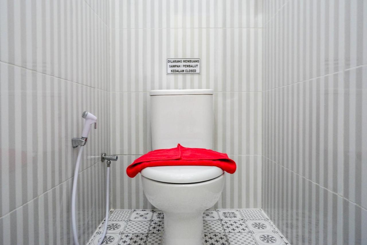 Reddoorz Near Rita Supermall Purwokerto 2 Zewnętrze zdjęcie