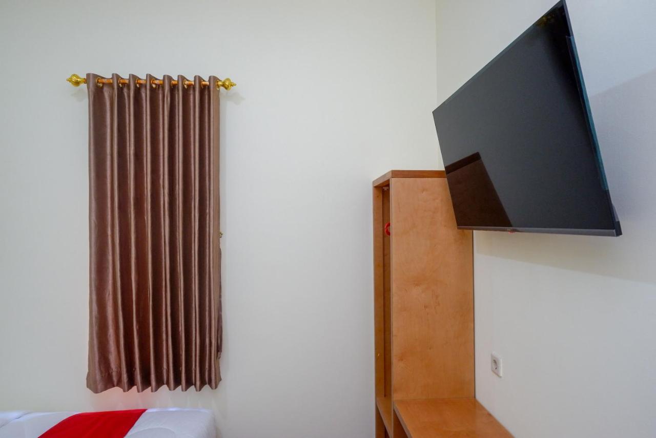 Reddoorz Near Rita Supermall Purwokerto 2 Zewnętrze zdjęcie
