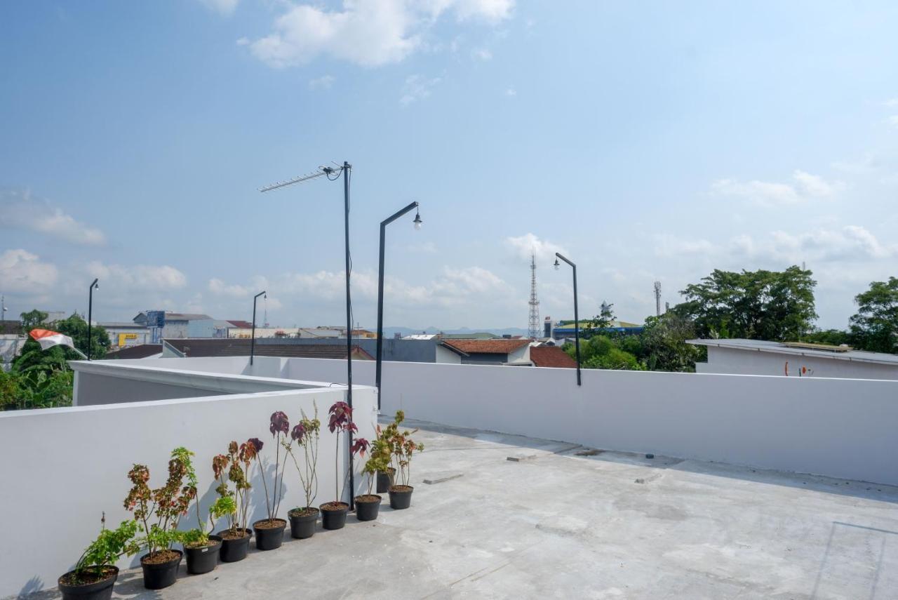 Reddoorz Near Rita Supermall Purwokerto 2 Zewnętrze zdjęcie
